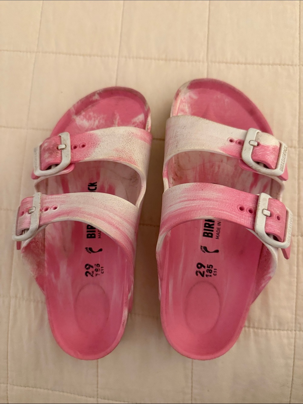 Birkenstock Kids Two-Strap Sandals in Pink and White Marble